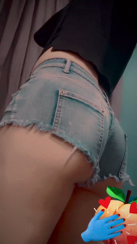 ass booty bubble butt jean shorts latina round butt shorts slutty tease tight ass