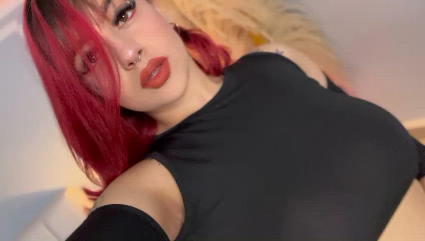 big tits camgirl girls latina natural tits redhead tattoo white girl clip
