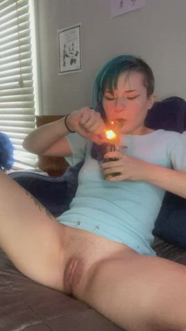 alt clit rubbing cute petite pussy pussy lips smoking clip