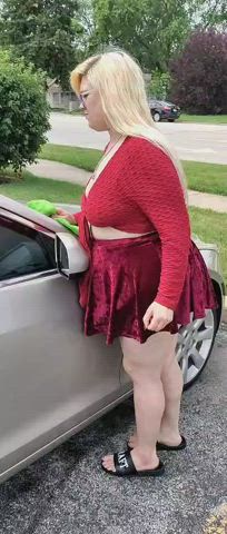I washed and dried my car in public in a micro mini skirt [F]