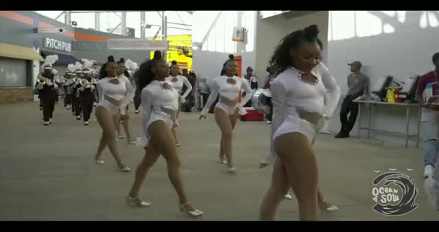 HBCU TEXAS SOUTHERN MOTION OCEAN DANCERS IN HOUTON 2