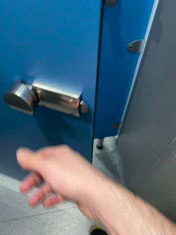 I open the toilet door at the gym like this, what would you do?