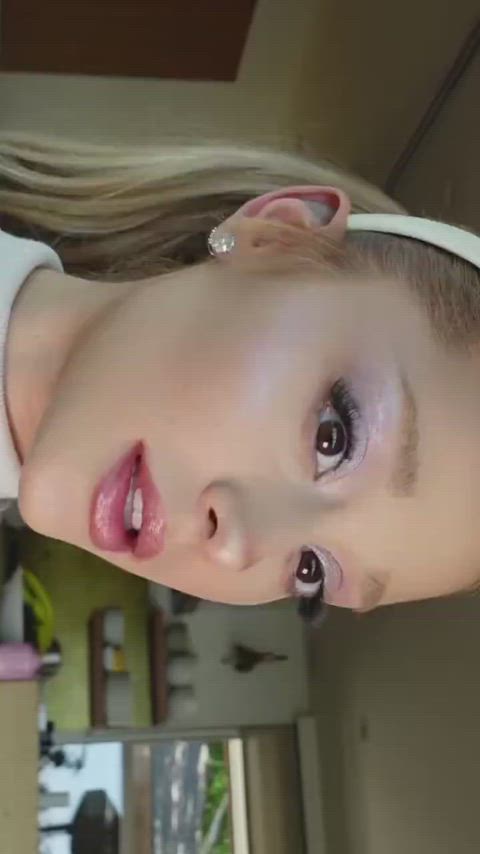 ariana grande babe celebrity clip