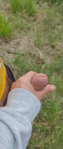 Cock Handjob Outdoor clip