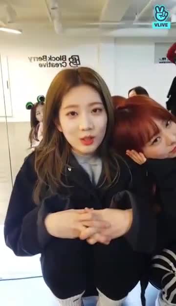 190210 [이달의 소녀] 오빛 얼굴 볼래 LOONA VLIVE 72