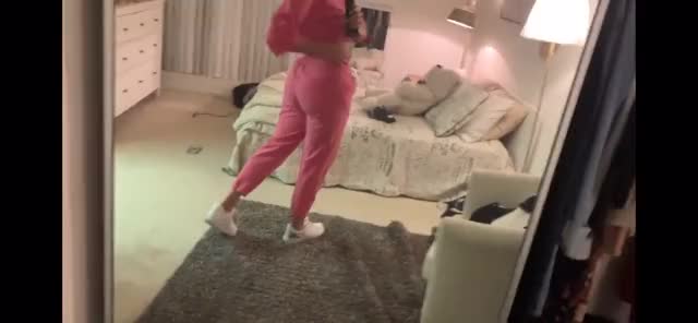 Gabbie Smacking her ass