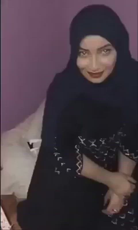 blowjob handjob hands free hijab muslim lips-that-grip clip