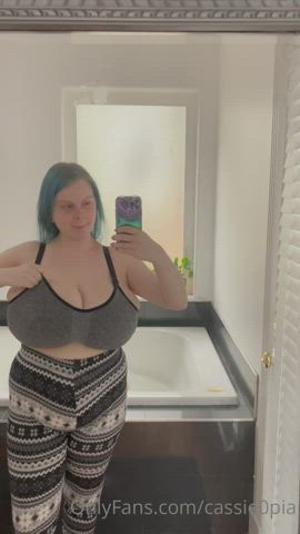 areolas bathroom big nipples big tits boobs bouncing tits huge tits lingerie pregnant