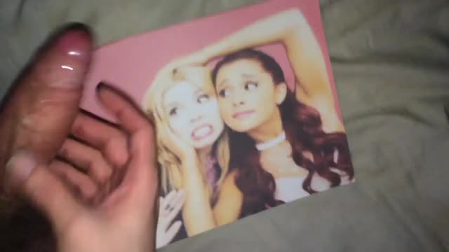 Jennette McCurdy &amp; Ariana Grande