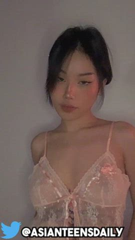 18 Years Old Amateur Asian Big Tits Bouncing Tits Dancing OnlyFans Teen TikTok Titty