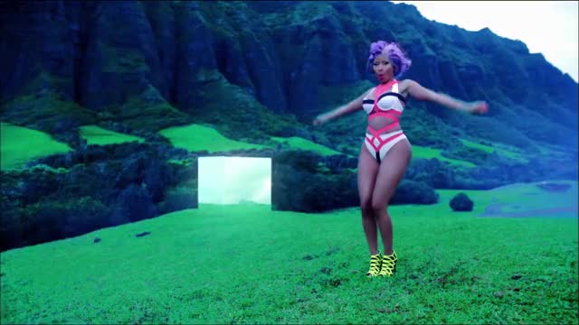 Nicki Minaj clip