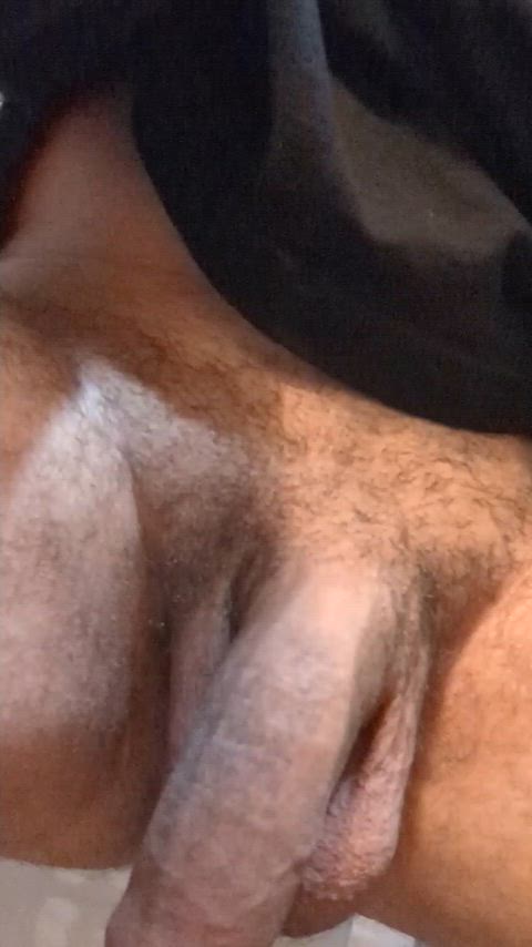 balls bouncing flexing clip