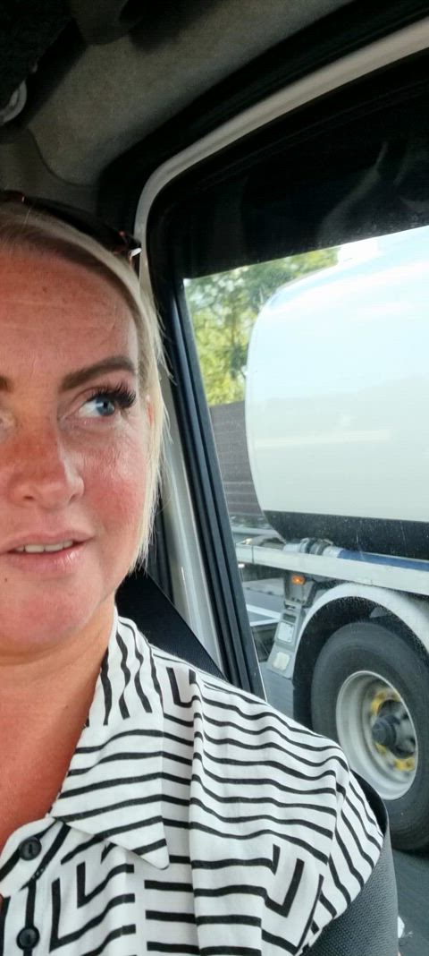 car hotwife onlyfans pornhub stripchat clip