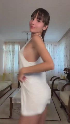 Delicious Russian Girl Downblouse + Nips