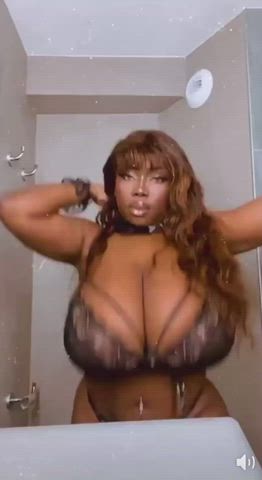 African Big Tits Bouncing Tits Ebony Huge Tits clip