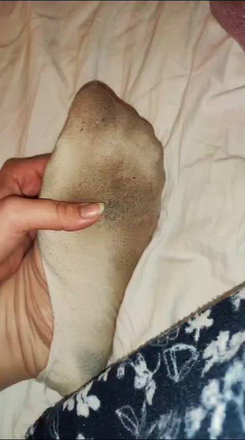 My gym socks/feet are so wet and sweaty 🤢 (worn 9 days)