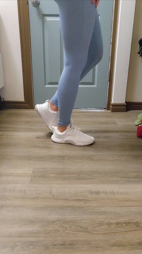 amateur girlfriend leggings onlyfans shoes sneakers tease teasing tights wife fit-girls