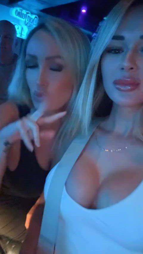 best friends bimbo blonde friends just-boobs legal-teens clip