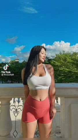 who is this busty Chinese fitness chick? name is not lily, contrary to the tiktok