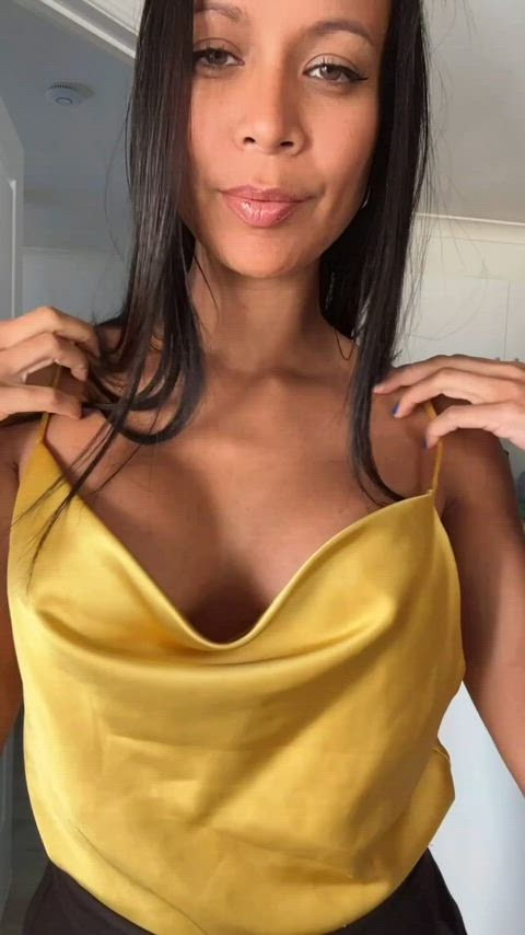 braless latina nipples clip