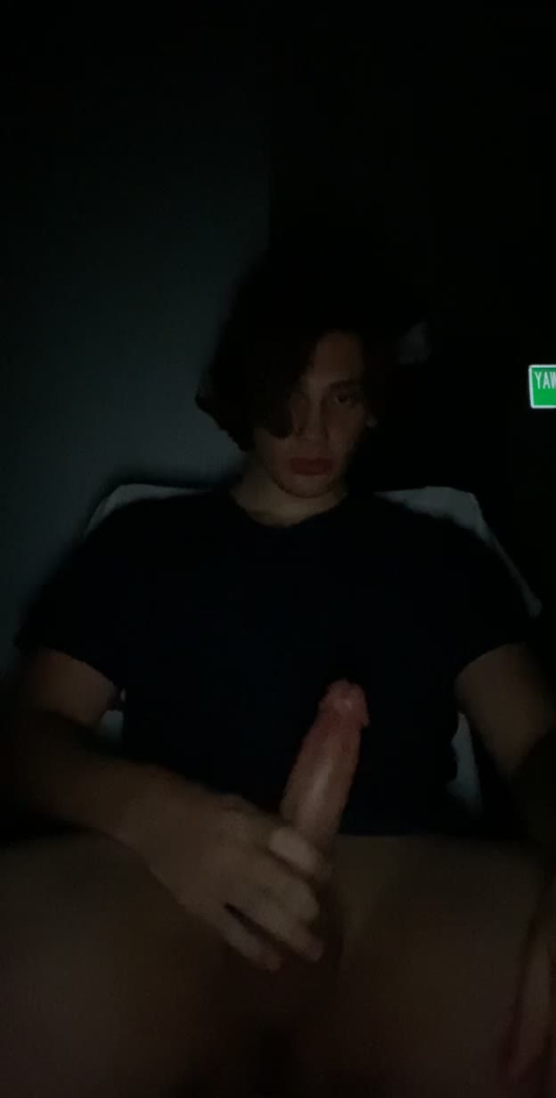 this dick needs to cum