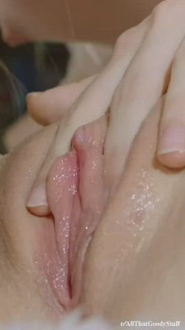 Close Up Cunnilingus Lesbian Licking clip