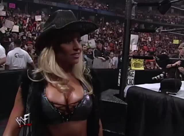 TrishStratus 3