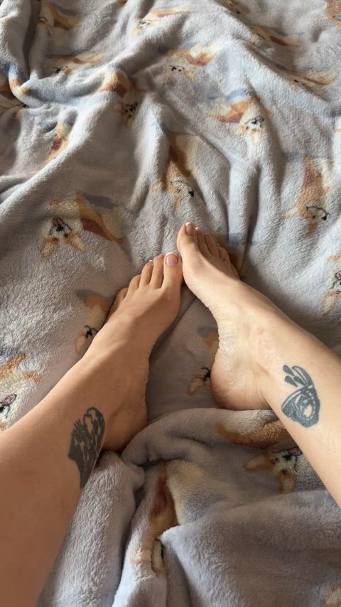 Hope you like feet 💋