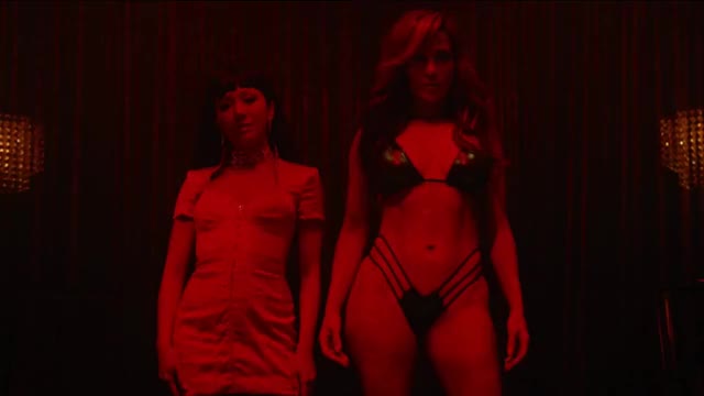 Jennifer Lopez and Constance Wu - Hustlers - stripping together for a guy (2/2)