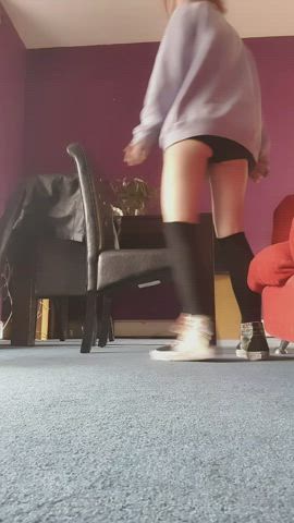 bubble butt cute fetish knee high socks legs sneakers tease clip