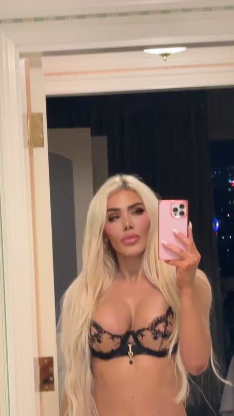 blonde lingerie mirror clip