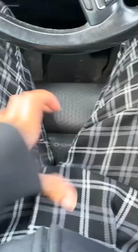 Edging in car