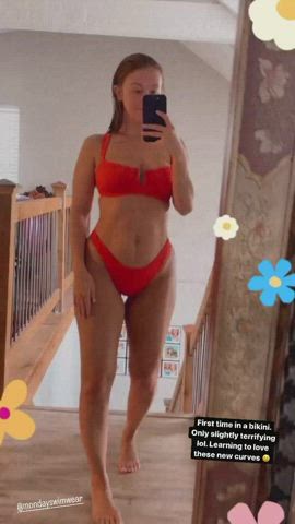 Bikini Curvy Redhead clip