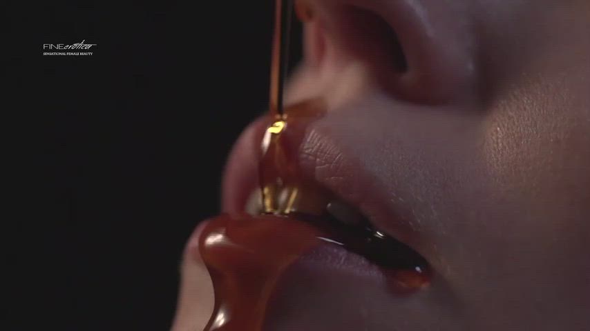 Food Fetish Pussy Pussy Lips clip