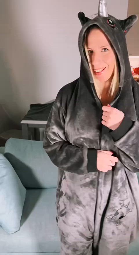 big tits blonde milf nsfw onlyfans pornstar pussy striptease just-boobs clip