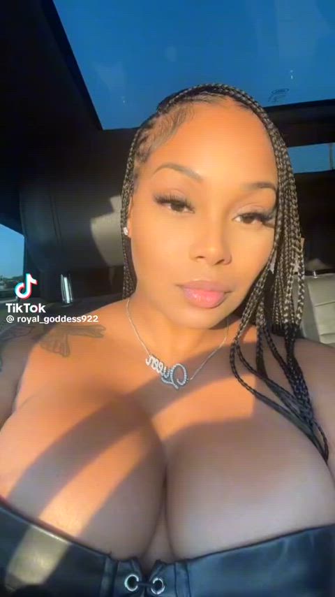 big tits cleavage ebony tiktok tits r/tiktits clip