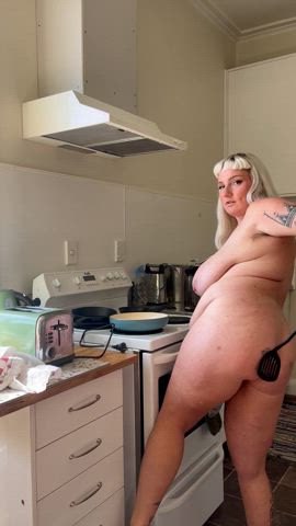 bbw fansly feedee food fetish hairy pussy huge tits mom naked onlyfans spanking clip