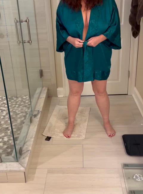 Robe or towel drop!!