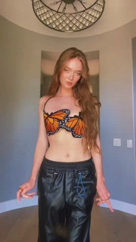 Dancing Redhead TikTok clip