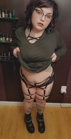 Big Tits Chubby Goth clip