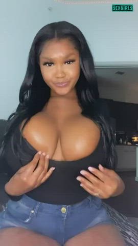 babe big tits ebony huge tits natural tits teen clip