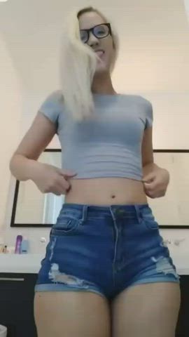 Booty Cute White Girl clip