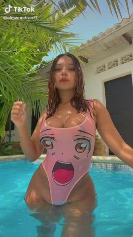 Ass Dancing Pool Thong TikTok clip