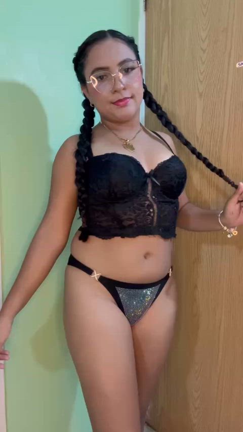 19 years old amateur cute latina lingerie onlyfans panties teen tiktok underwear