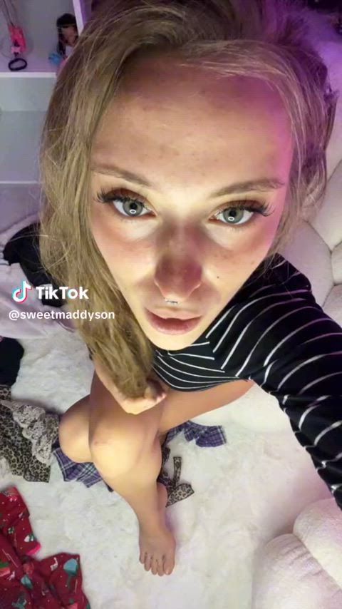 LillySlimof - More tiktok flashing videos on my tiktok likes (juanmomo45)