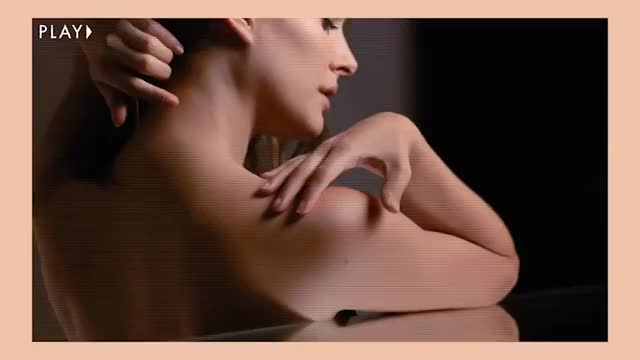 celebrity model natalie portman tease clip