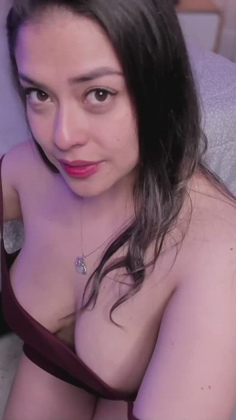 big tits cute horny natural tits tits curvy-chicks fit-milfs just-boobs latinas clip