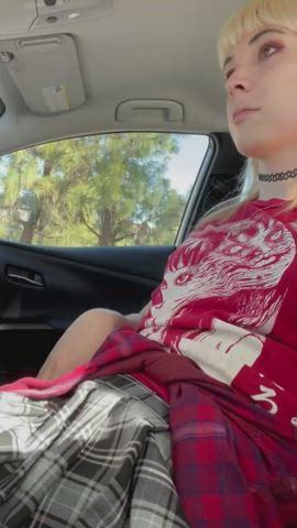 Princessofyourdreams from Chaturbate strokes her cock in a parking lot