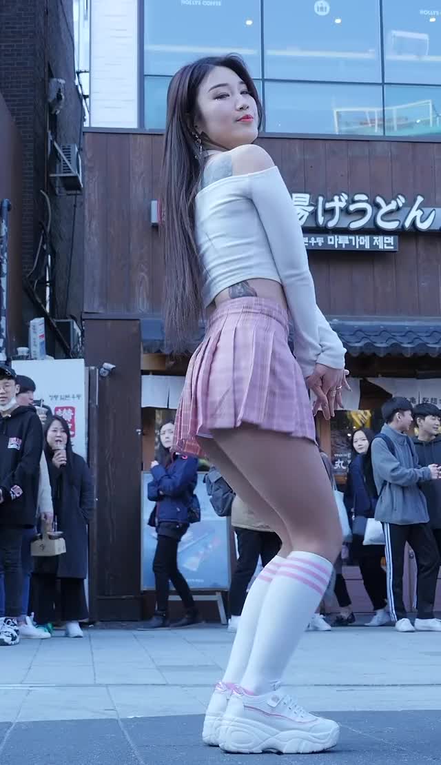 Beaglegirlfriend - Sooyeon - Miniskirt Cover Dance