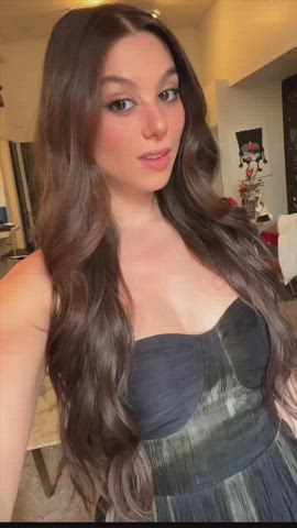 actress brunette celebrity cleavage kira kosarin natural tits small tits clip